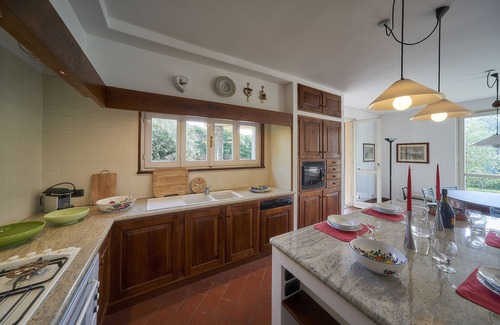 Lierna Villa | Breezeway Home in Lierna 097043-CNI-00067