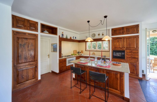 Lierna Villa | Breezeway Home in Lierna 097043-CNI-00067