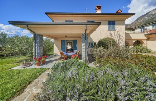 Lierna Villa | Breezeway Home in Lierna 097043-CNI-00067
