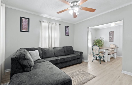Missionary Ridge House | Breezy and Relaxing