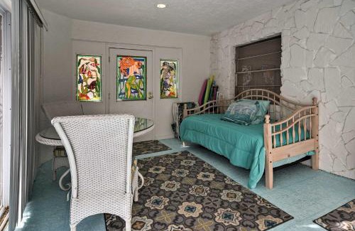 Belleair Beach Apartment | Breezy Belleair Beach Condo - 12 Steps to Shore!