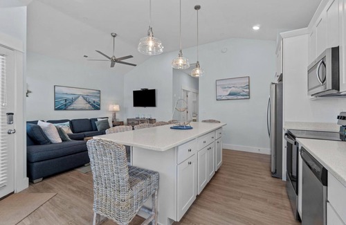 Corolla Light Condo | Breezy Bungalow Pet-Friendly With Community Amenities