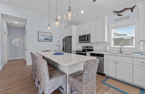 Corolla Light Condo | Breezy Bungalow Pet-Friendly With Community Amenities