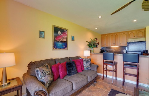 Kaunakakai Condo | Breezy Kaunakakai Retreat w/Community Pool!