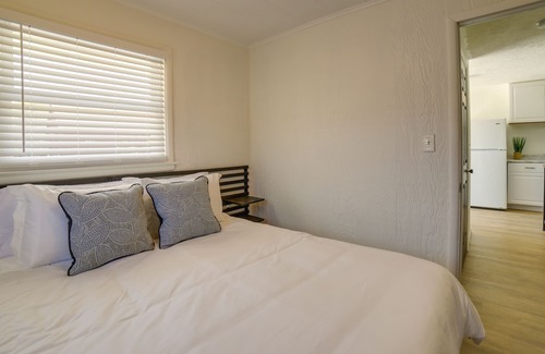 Lake City Cottage | Breezy Lake City Getaway - Walk to Englewood Beach