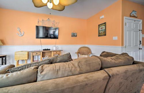Wildwood Apartment | Breezy Wildwood Condo about 2 Blocks to Beach!