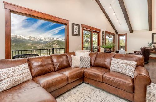 Windcliff Estates House | Breiding Upper Condominium 2 Bedroom condo