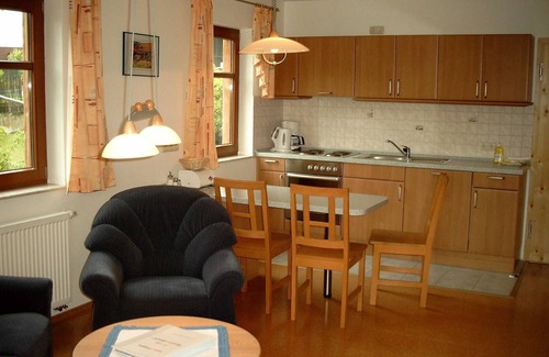 Harbshausen Apartment | Breit - Bauernhofpension Büchsenschütz