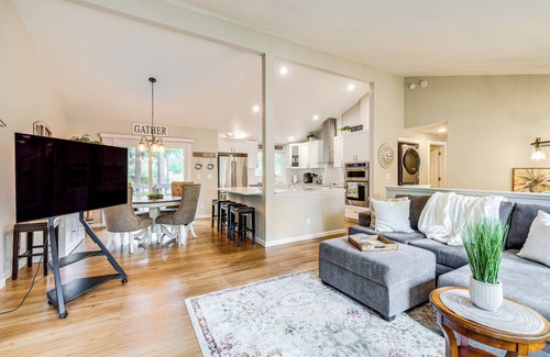 Bremerton House | Bremerton Home w/Fire Pit Near Parks & Museums