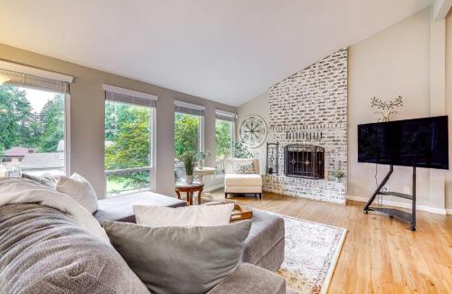 Bremerton House | Bremerton Home with Fire Pit Near Parks and Museums