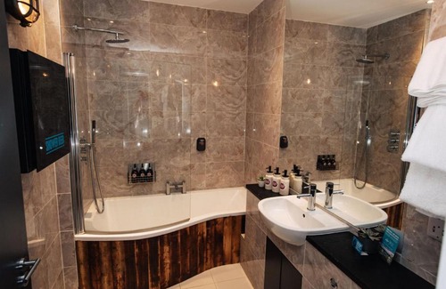 Central Aberdeen Hotel | BrewDog Kennels - Aberdeen