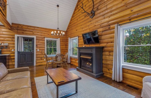 Cashiers Cabin | Brewers Cabin at our Boutique Bed and Brewery