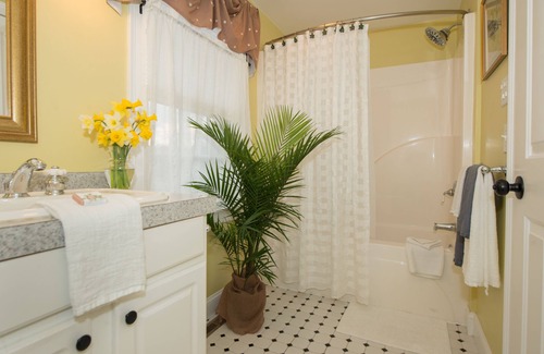 West Brewster Bed & Breakfast | Brewster by the Sea Inn