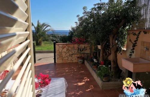 Santa Teresa di Riva Apartment | Brezza Marina