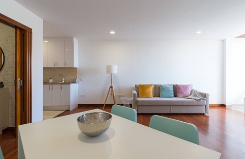 Las Palmas de Gran Canaria Apartment | Bright Townhouse - Views - 5 min walk to the Beach