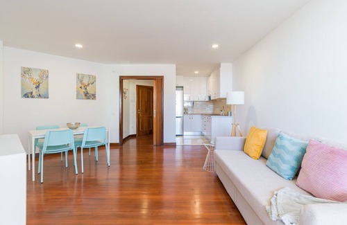 Las Palmas de Gran Canaria Apartment | Bright Townhouse - Views - 5 min walk to the Beach