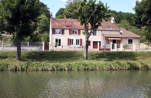 Briare Apartment | Briare en Bordure du canal