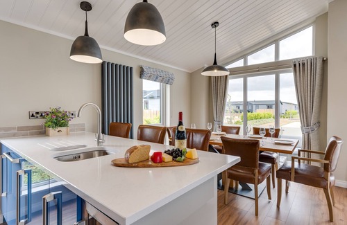 Burnham Market House | Briargate 35 - Three Bedroom House, Sleeps 6