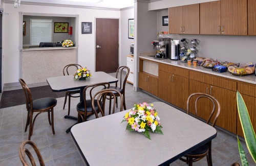 Geneva Hotel | Briarwood Inn Of Geneva