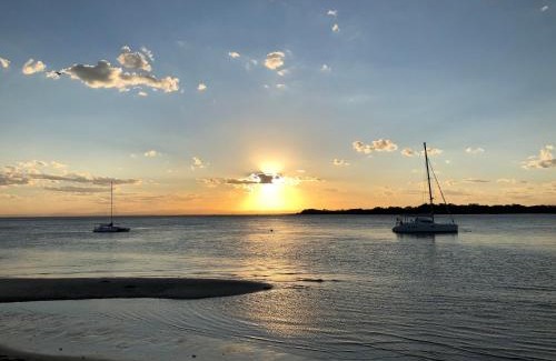 Bellara Hotel | Bribie Island Hotel