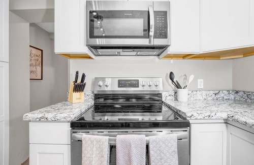 Terry Sanford House | Brick Beauty; 3bd 1ba with washer & dryer