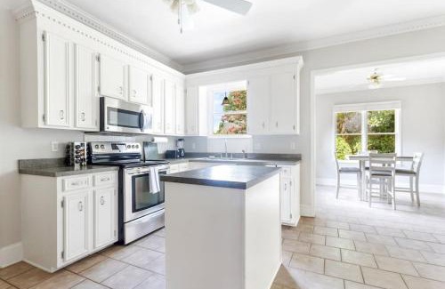 Lexington House | Brick Bliss on Broadreach