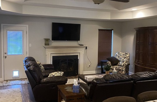 Foley House | Brick home in a quiet quaint neighborhood. Just minutes off the beach express.