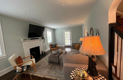 Mosby Apartment | Brick House