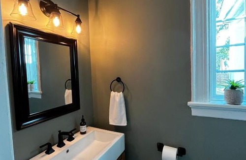 Mosby Apartment | Brick House