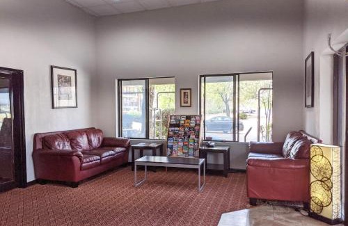 Norcross Hotel | Brick Lodge Atlanta/Norcross