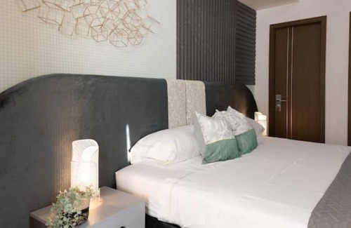 Helios del Oeste Apartment | Brickell 8B: Luxury, central and cozy apartment.