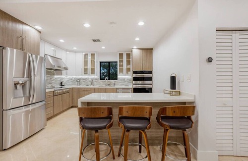 The Roads House | Brickell View Lux Villa