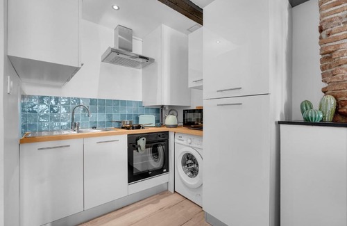 Saint - Michel Apartment | Bricks & Green - Palais de Justice- Carmes - WIFI
