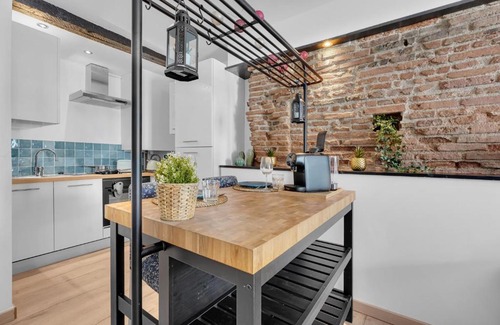 Saint - Michel Apartment | Bricks & Green - Palais de Justice- Carmes - WIFI