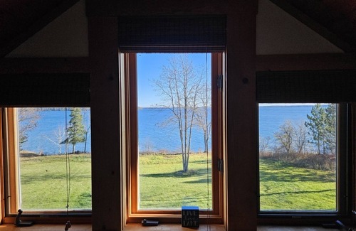 Bayfield House | Brickyard Lakeside Retreat