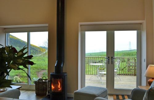 Lauder House | Bridge Cottage