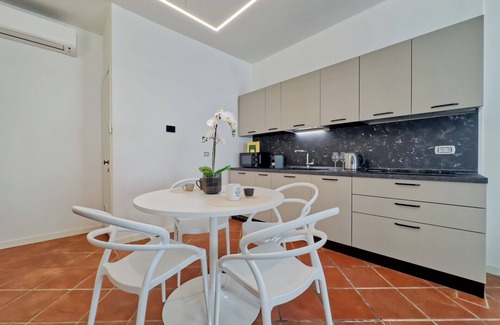 Vicenza Apartment | Bridge of Angels Modern and Central Apartment!