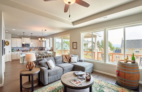 Dundee House | Brier Maison, The Perfect Home to Gather in the Dundee Foothills