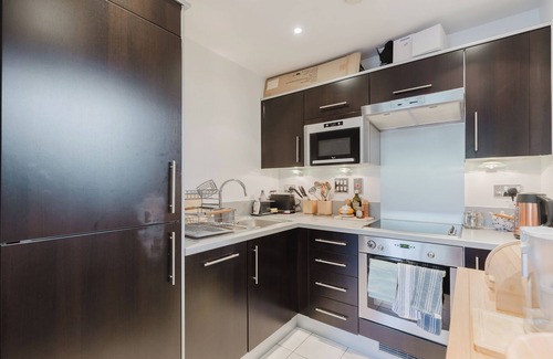 Prince's Apartment | Bright 1BD Flat Near Iconic London Landmarks