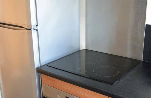 Notre-Dame-de-Monts Apartment | Bright 2-Bed Apartment near Beach with Balcony & Parking in Notre-Dame-de-Monts