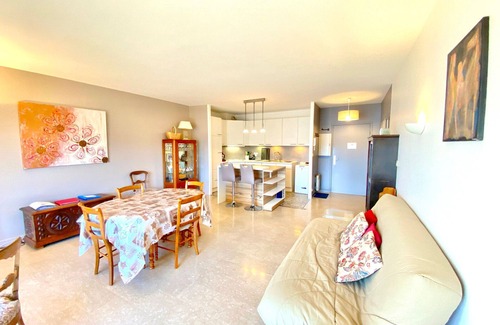 Veyrier-du-Lac Apartment | Bright 2-bedroom apartment with terrace, parking and WiFi in Veyrier-du-Lac