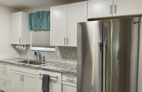 Fort Mohave House | Bright 4 bedroom, close to hospital