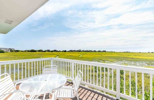 Oceanmarsh Subdivision House | Bright & airy beach cottage, marsh & ocean views! Pool access