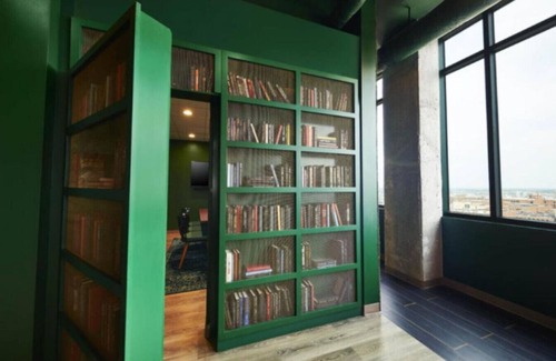 Five Points South Apartment | Bright + Airy Studio | Perfect City Escape 8
