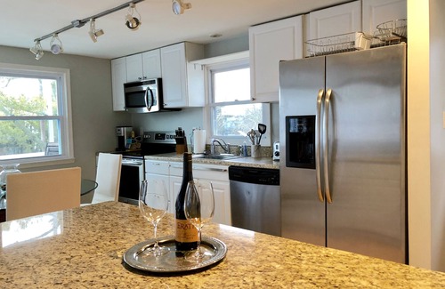 Barnegat Light House | Bright and Airy- Family Owned Duplex- Bay and Lighthouse Views on Barnegat Light