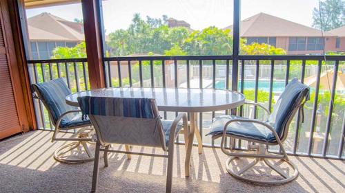 Sanibel House | Bright and Breezy Poolside Escape on Sanibel Island