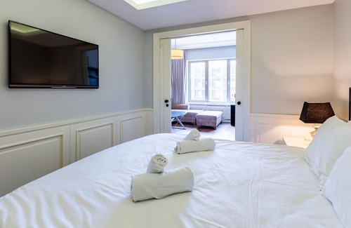 Talimhane Apartment | Bright and Cozy Flat near Taksim Square in Sisli