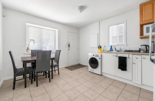 Hastings House | Bright and Cozy Home in Quiet Neighborhood
