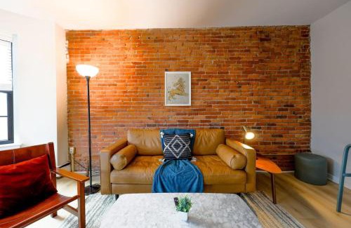 Prudential - St. Botolph Apartment | Bright and Cozy Studio Apartment