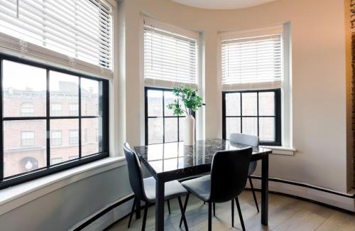 Prudential - St. Botolph Apartment | Bright and Cozy Studio Apartment